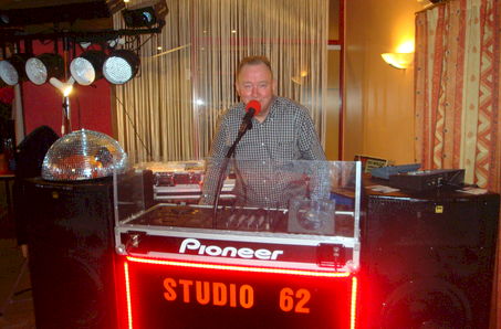 Discobar Studio 62 - DJ Willy