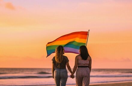 Why Tour Operators and Wedding Planners Need To Start Offering More LGBTQ+ Wedding and Sustainable Travel Experiences In Thailand.  - Foto 1