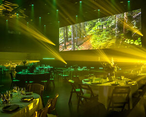 Impact maken met je presentatie? Ontdek de high-tech eventbeleving van BluePoint Antwerpen Impact maken met je presentatie? Ontdek de high-tech eventbeleving van BluePoint Antwerpen