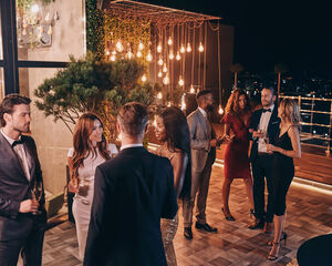 Van FOMO naar JOMO: waarom exclusiviteit de nieuwe marketingstrategie is. Van FOMO naar JOMO: waarom exclusiviteit de nieuwe marketingstrategie is.