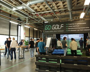 Waarom indoor golf in Amsterdam steeds vaker op het programma staat bij events
