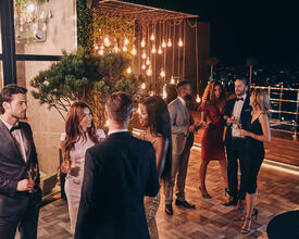 Van FOMO naar JOMO: waarom exclusiviteit de nieuwe marketingstrategie is.