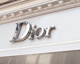 Making-Of: Indrukwekkende decor Dior modeshow