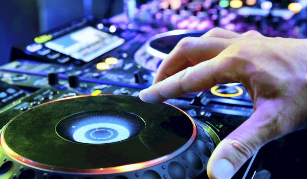De vijf best betaalde dj's van 2014 De vijf best betaalde dj's van 2014