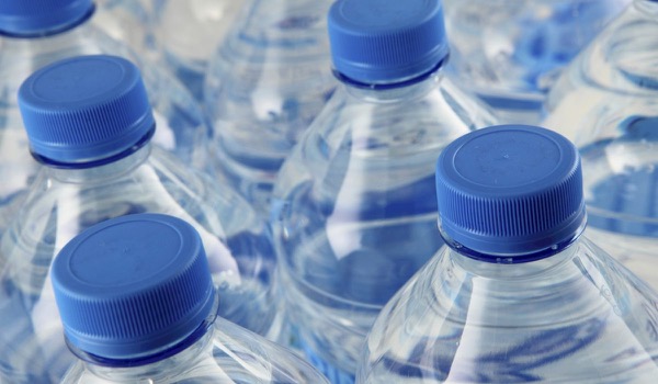 'Festivals moeten gratis water aanbieden' 'Festivals moeten gratis water aanbieden'