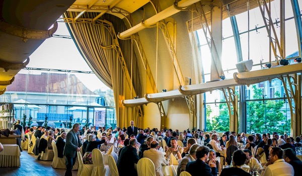 Internationale distributeursmeeting trekt naar Antwerpen Internationale distributeursmeeting trekt naar Antwerpen