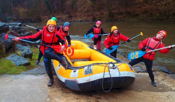 Raft je team naar de overwinning Raft je team naar de overwinning