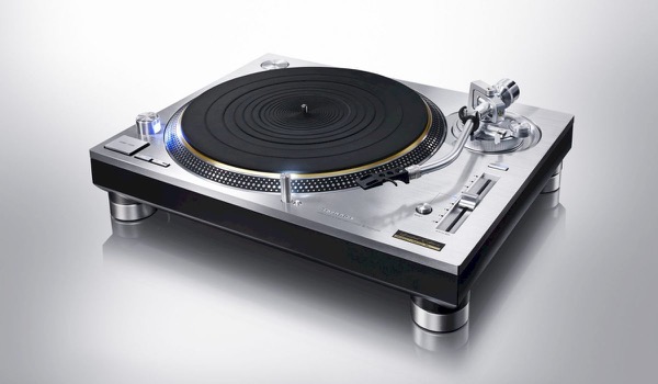 De Technics SL-1200 is terug! De Technics SL-1200 is terug!