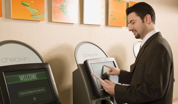 3 redenen om een zelfservice-check-in toe te voegen in 2017 3 redenen om een zelfservice-check-in toe te voegen in 2017