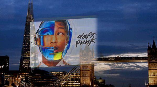 Gigantische flash-advertenties voor je evenement Gigantische flash-advertenties voor je evenement