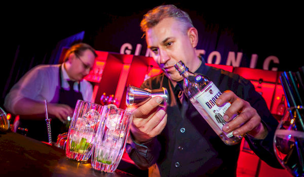Grunewald.bar, jouw partner voor bartending, cocktails, gin tonics en workshops Grunewald.bar, jouw partner voor bartending, cocktails, gin tonics en workshops