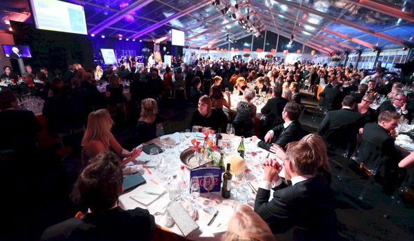 7 redenen waarom een tijdelijke accommodatie de ideale locatie is voor jouw event 7 redenen waarom een tijdelijke accommodatie de ideale locatie is voor jouw event