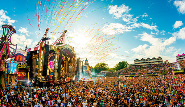 Rekent Tomorrowland te veel aan voor tickets? Rekent Tomorrowland te veel aan voor tickets?