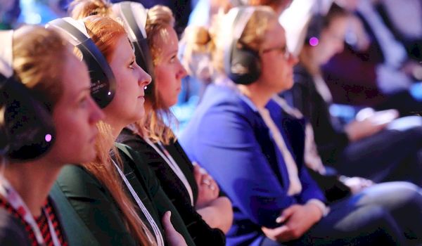 Ontdek de voordelen van een 'stil' congres of evenement Ontdek de voordelen van een 'stil' congres of evenement