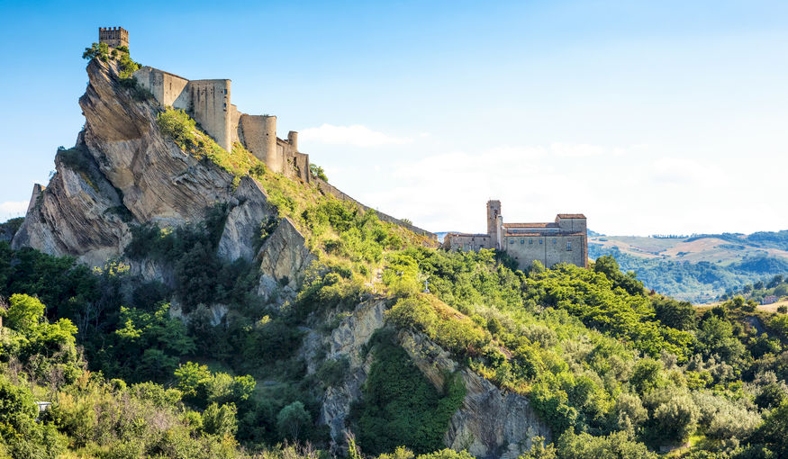 Zoek je nog een ideale locatie voor je huwelijk? Dit Italiaanse kasteel kan je huren voor 100 euro Zoek je nog een ideale locatie voor je huwelijk? Dit Italiaanse kasteel kan je huren voor 100 euro