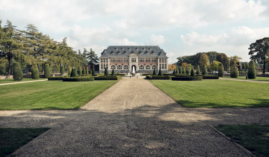 Vergaderen op niveau in voormalig hoofdgebouw van de mijn van Eisden Vergaderen op niveau in voormalig hoofdgebouw van de mijn van Eisden