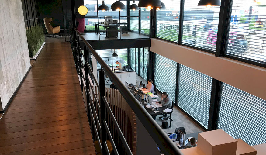Thuiskomen achter jouw bureau Thuiskomen achter jouw bureau