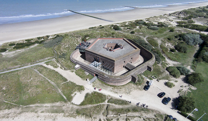 Ontdek het vernieuwde Fort Napoleon Ontdek het vernieuwde Fort Napoleon