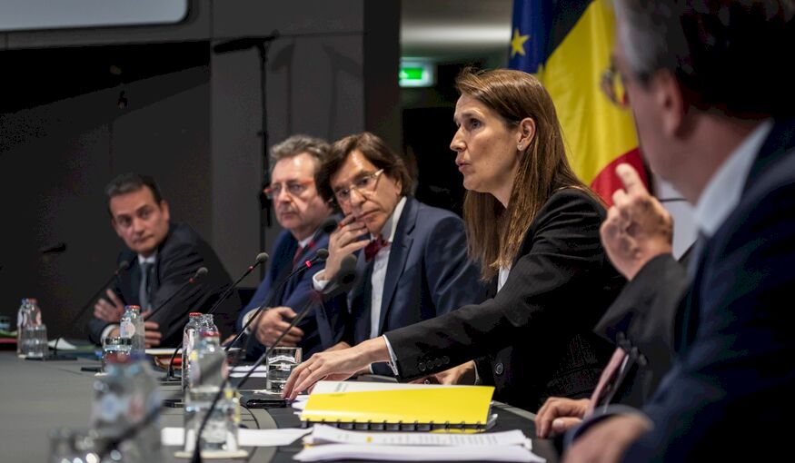 De presentatie van de veiligheidsraad - hoe ze het ook hadden kunnen doen... De presentatie van de veiligheidsraad - hoe ze het ook hadden kunnen doen...